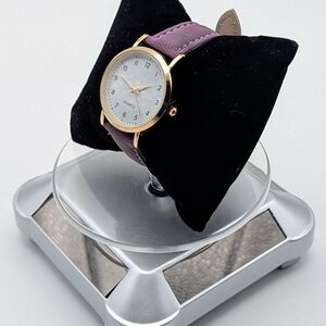 Elegant Watch with Lavender Strap